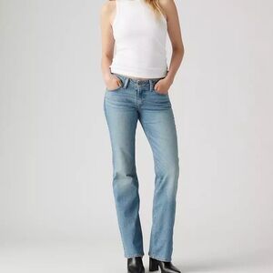 Levi’s low rise bootcut jeans